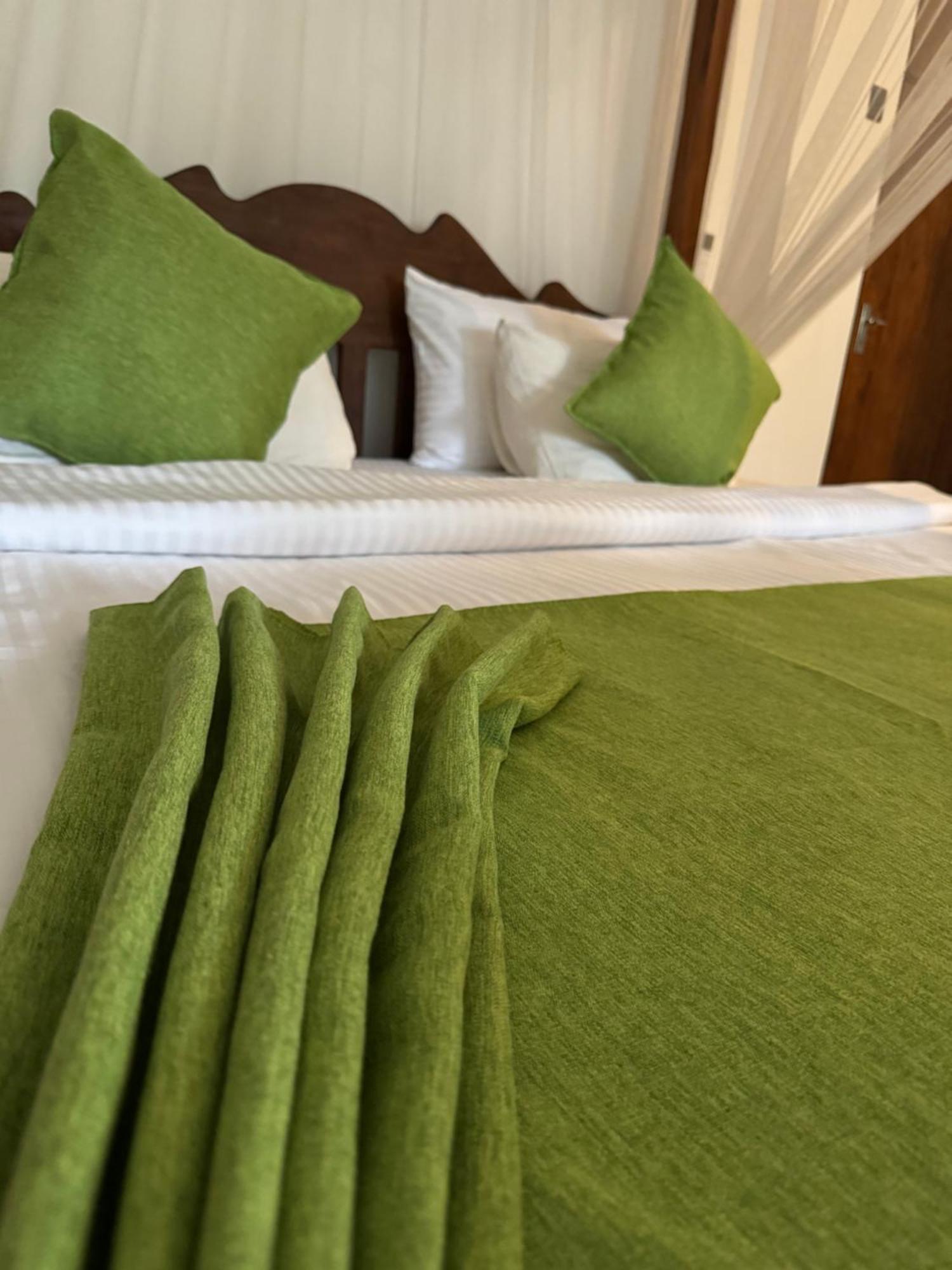 Brinkhouse Guesthouse , Unawatuna Beach Екстер'єр фото