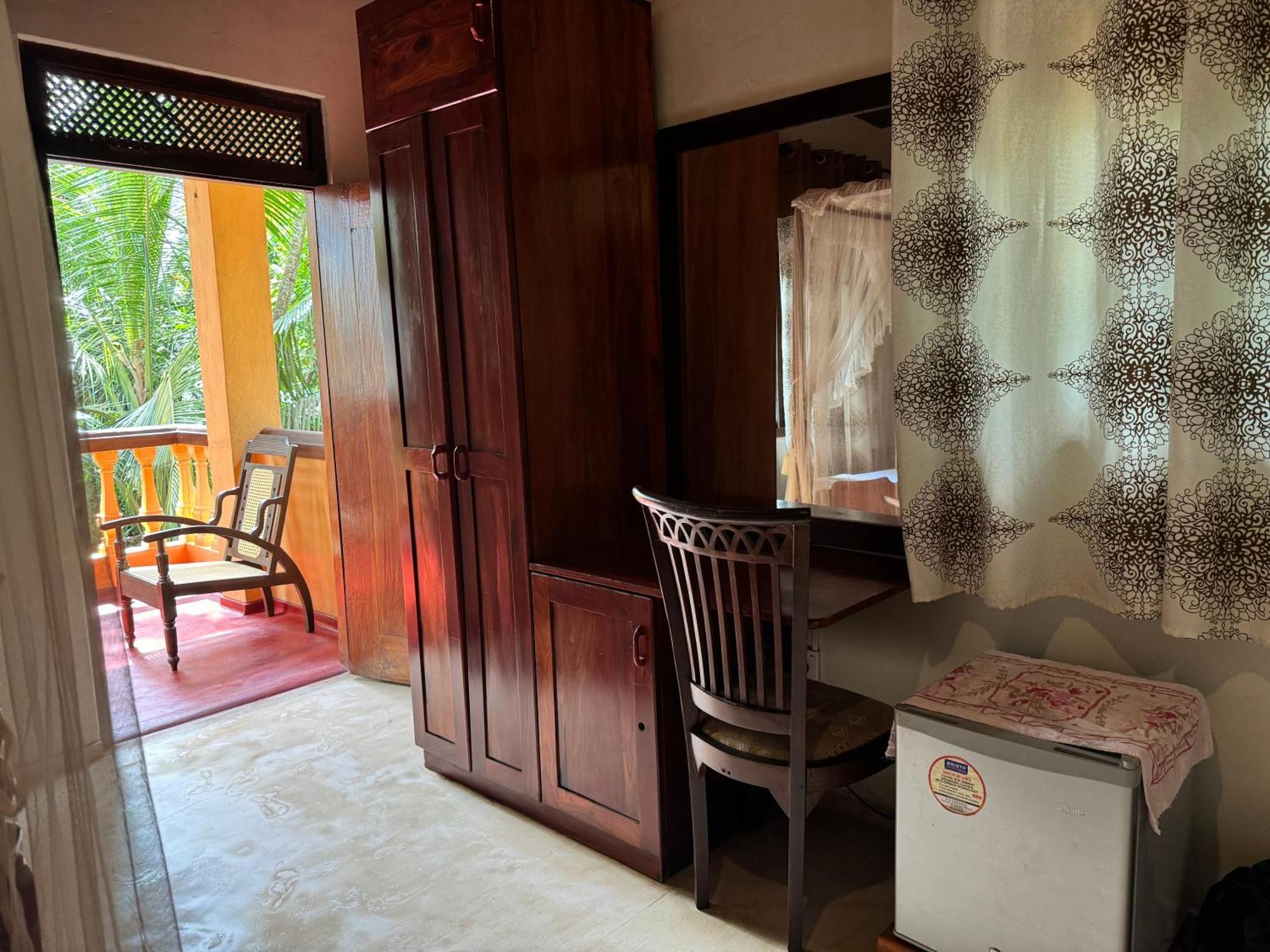 Brinkhouse Guesthouse , Unawatuna Beach Екстер'єр фото