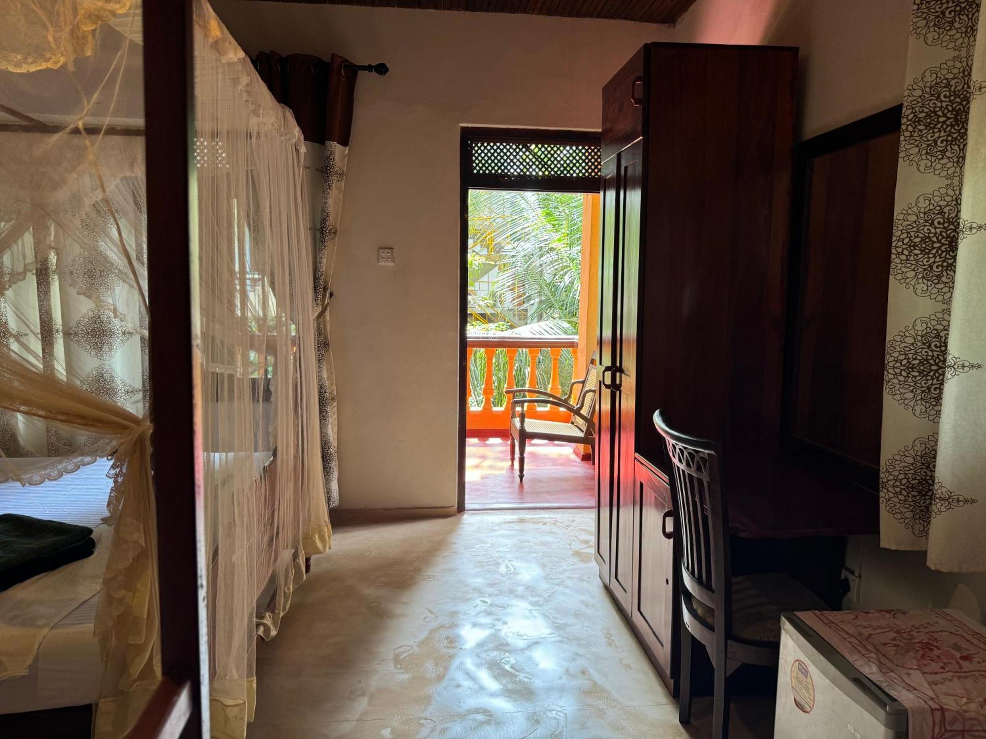 Brinkhouse Guesthouse , Unawatuna Beach Екстер'єр фото