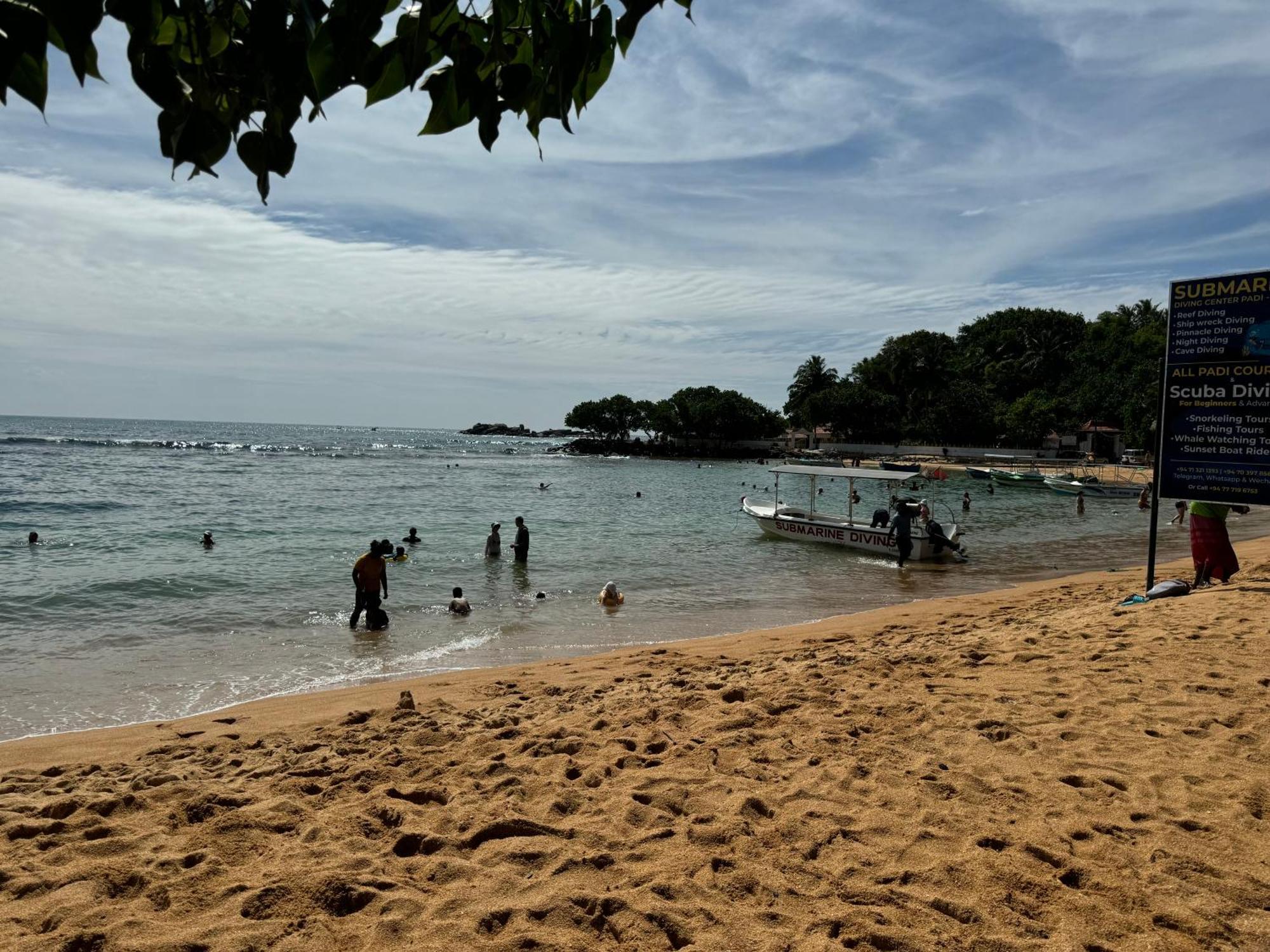 Brinkhouse Guesthouse , Unawatuna Beach Екстер'єр фото