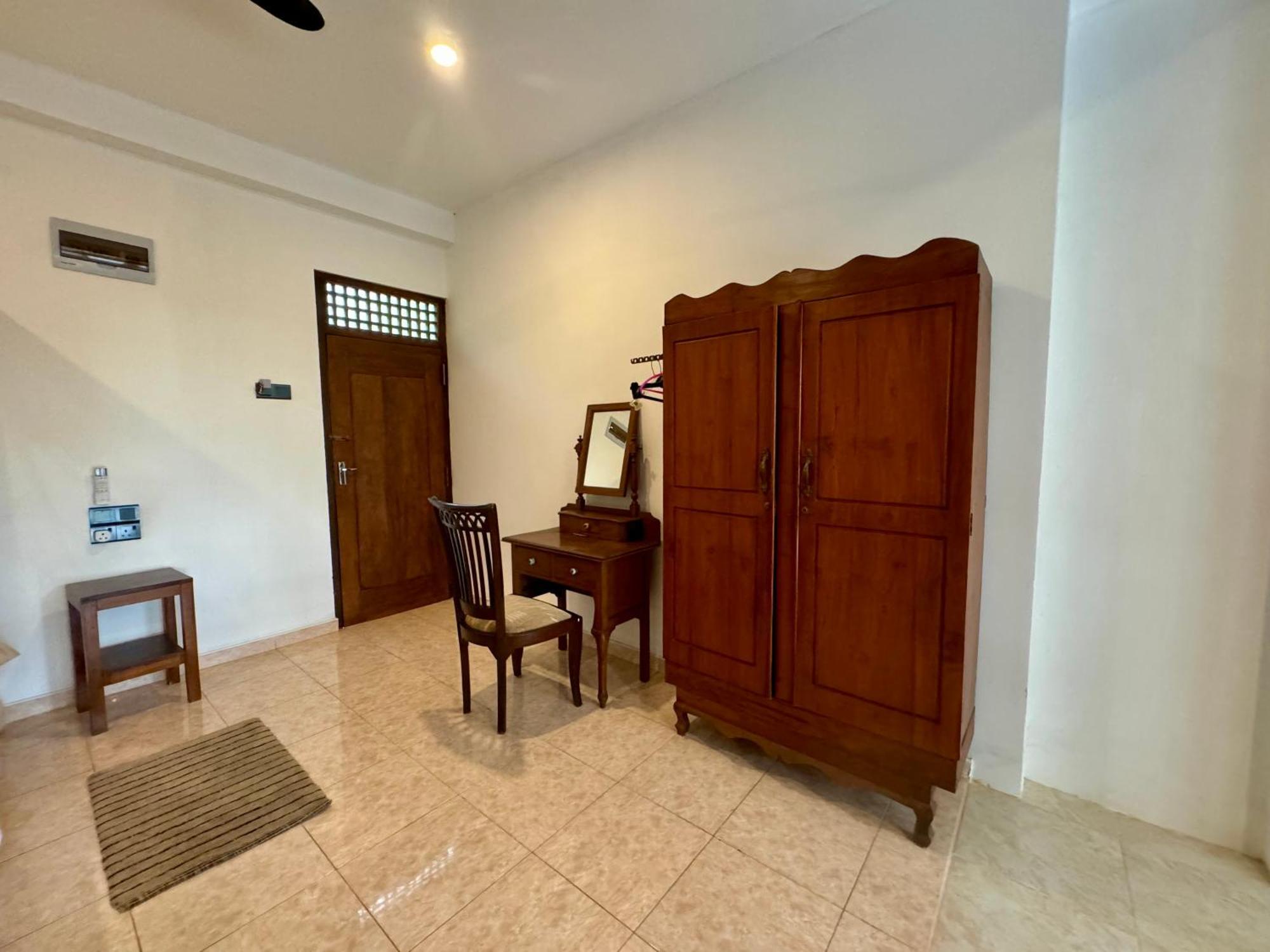 Brinkhouse Guesthouse , Unawatuna Beach Екстер'єр фото
